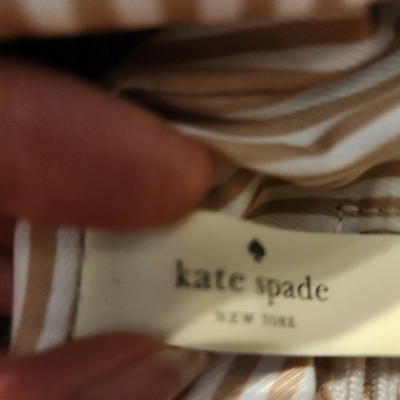 Kate Spade Cobble Hill Gray Crossbody Purse. EUC - Picture 9 of 10